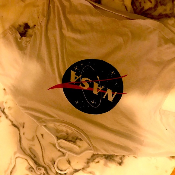 Cut white nasa tee - Picture 3 of 6